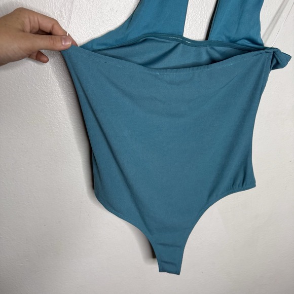 New Showpo Gaia Cross Halter Neck Teal Bodysuit Women's US 8 - Picture 5 of 9